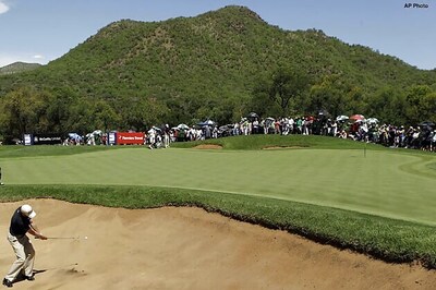 Strong winds wipe out first day at Kapalua