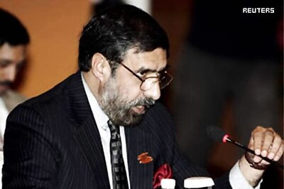 Trinamool Congress MP hurls abuses at Anand Sharma