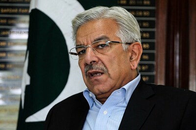 Senator John McCain Has Poor Sense of History, Says Pak Foreign Minister