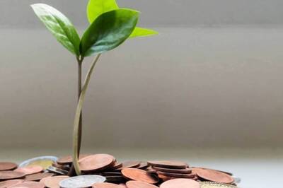 Axis Bank Revises Interest Rate on FDs: Know How it Compares to SBI, HDFC and Others