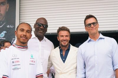 Lewis Hamilton Clicks Picture With David Beckham, Tom Brady and Michael Jordan at Miami Grand Prix