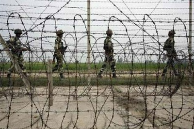 Pakistan Resorts to Heavy Shelling Along LoC in J&K's Poonch, One Civilian Injured