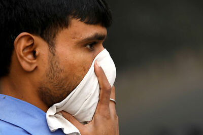 If You Care for Your Health, Delhi is Not the Place to Live in Right Now, Say Doctors