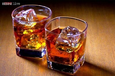 Government asks bars to promote 'responsible drinking' this New Year