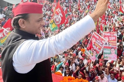 After Wife Tests Positive for Covid-19, Akhilesh Takes Break from Public Programmes