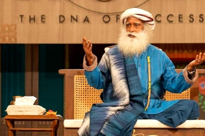 Sadhguru Questions Idea of Democratising E-commerce; ONDC CEO Says His 'Ultimate Dream' is to Enable Sellers to Display Products on Open Network