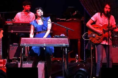 Snapshot: Norah Jones performs in Mumbai