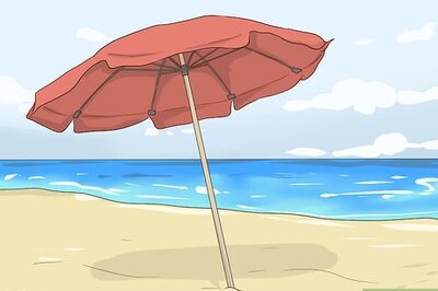 How to Enjoy the Beach with Your Toddlers