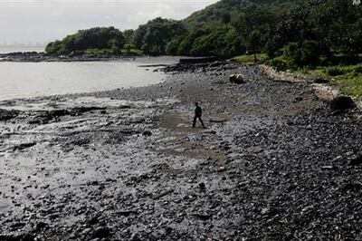 Whom do oil cos turn to when there's a spill?