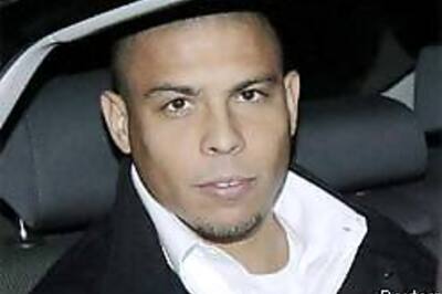 Ronaldo spends night with transvestite, then with cops