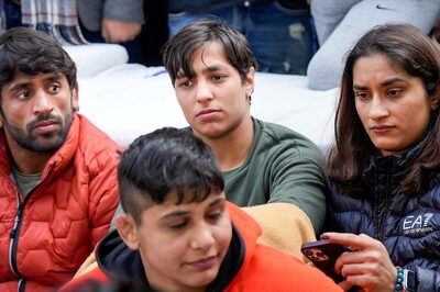 Vinesh Phogat Says Wrestling Oversight Committee's 'Member' is Leaking 'Sensitive Information'