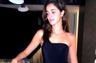 Going For A Party? Here's How To Look Simple Yet Stylish