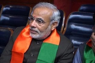 Survey shows Modi favourite to lead Gujarat again