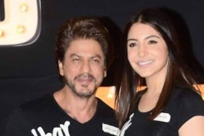 Anushka Sharma Cheers for Pathaan as Shah Rukh Khan's Film Breaks Box Office Records