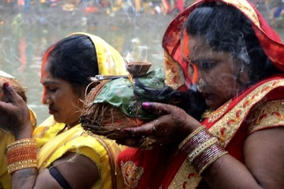 AAP vs BJP in Delhi, Nod by UP, Maha: Why Chhath Matters & What Purvanchalis Mean for Political Parties