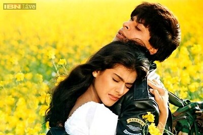 Shah Rukh Khan muses over his work with Kajol on Twitter