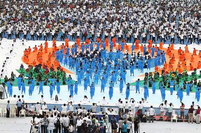 2,000 Pregnant Women Set Yoga Record In Gujarat