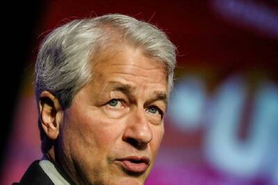 JPMorgan Chase CEO Jamie Dimon Calls For Ban On Cryptos: 'If I Was the Government, I'd Close It Down'