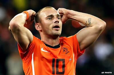 Man United interested in Wesley Sneijder