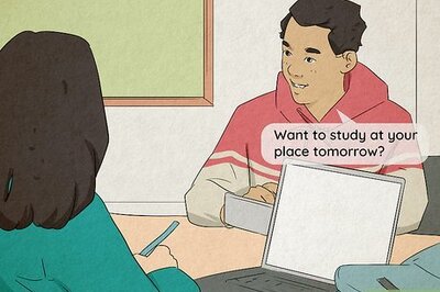 11 Easy Ways to Ask a Girl to Hang Out at Her House