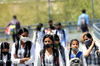 Delhi BJP MP Urges Union Education Minister to Expedite Process of Opening 7 JNVs