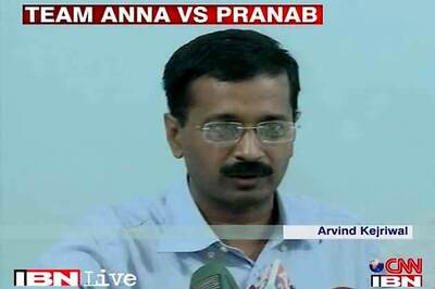 Kejriwal targets Pranab, Modi over corruption