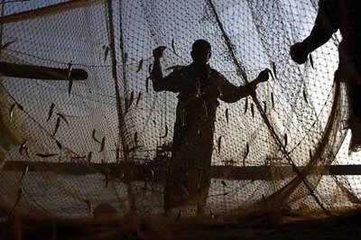 Tamil Nadu: 3000 fishermen go on indefinite fast