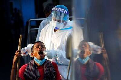 Amid Covid-19 Surge, Delhi Closes Schools, Pushes For Strict Implementation of Rules in Public Areas