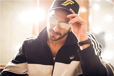 Ranveer Singh’s Fans Send Him Special Surprise as He Completes 10 Years in the Industry