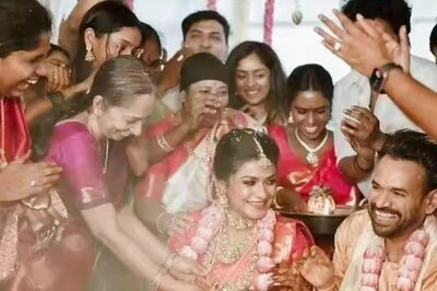 South Star Premgi Amaran Marries Longtime Love Indhu In A Traditional Ceremony