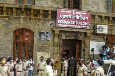 Mumbai Drug Bust: 3 Arrested by NCB, Detainees Taken for Medical Examination