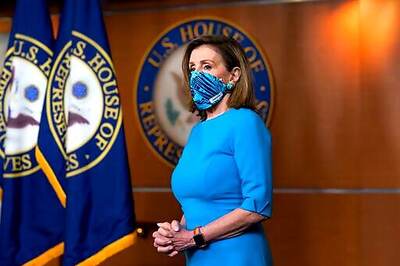 Pelosi Moves Toward Leading Divided House Dems 2 More Years