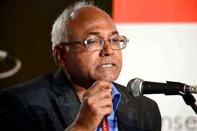 Dalit Writer Kancha Ilaiah Alleges Four People Attacked his Vehicle