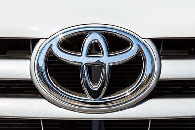 Toyota recalls 3,31,000 more cars over faulty Takata air bags