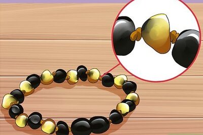 How to Buy an Amber Teething Necklace