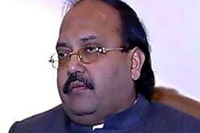 Don't cross limits: Cong tells Amar Singh