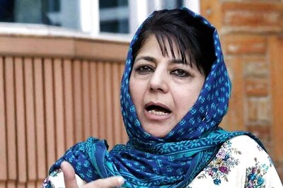 BJP-PDP alliance on the brink, Mehbooba likely to meet J&K Governor today