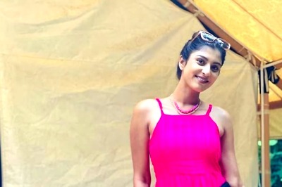 Actress Divya Suresh’s Bright Pink Gown Is Bookmark Worthy