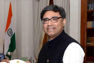 Timely Facilitation of COVID-19 Kits from China Will Send 'Best Signal' for Sino-Indian Ties: Envoy