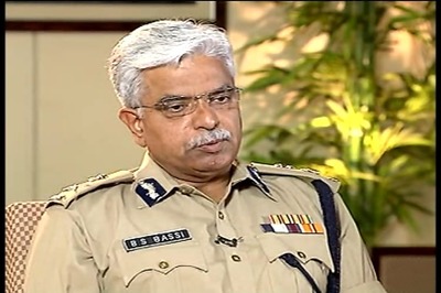 BS Bassi calls for expanding women cab service in Delhi