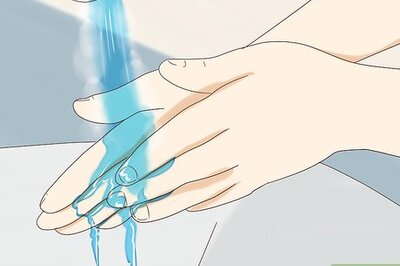 How to Mix Breastmilk with Baby Formula