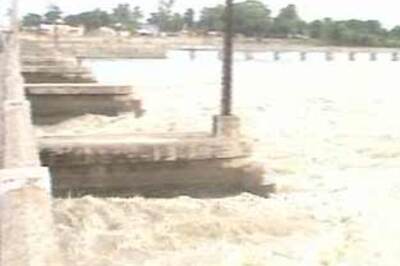 Indian firm to repair Kosi barrage in Nepal