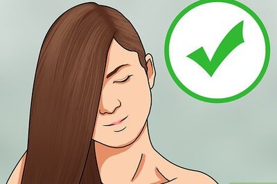 How to Crimp Your Hair With a Straightener