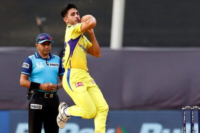 'Tough Baptism': CSK Coach Stephen Fleming Admits It Wasn't Mukesh Chaudhary's Day in Hyderabad