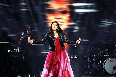 Happy Birthday Sunidhi Chauhan: Singer’s Foot Tapping Numbers to Add to Your Playlist
