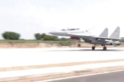 WATCH | IAF Drill on India's New 'Emergency Landing Strip' on Rajasthan Highway; Rajnath, Gadkari on Board