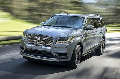 Can The Lincoln Navigator Navigate its Way to The Summit of The SUV Market?