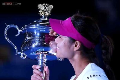 Li Na wins the Australian Open 2014 women's singles title