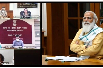 Utilise Entire National Capacity to Ramp Up Vaccine Production, Says PM Modi After Review Meet