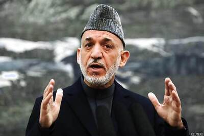 Hamid Karzai arrives in Pakistan on a day-long visit